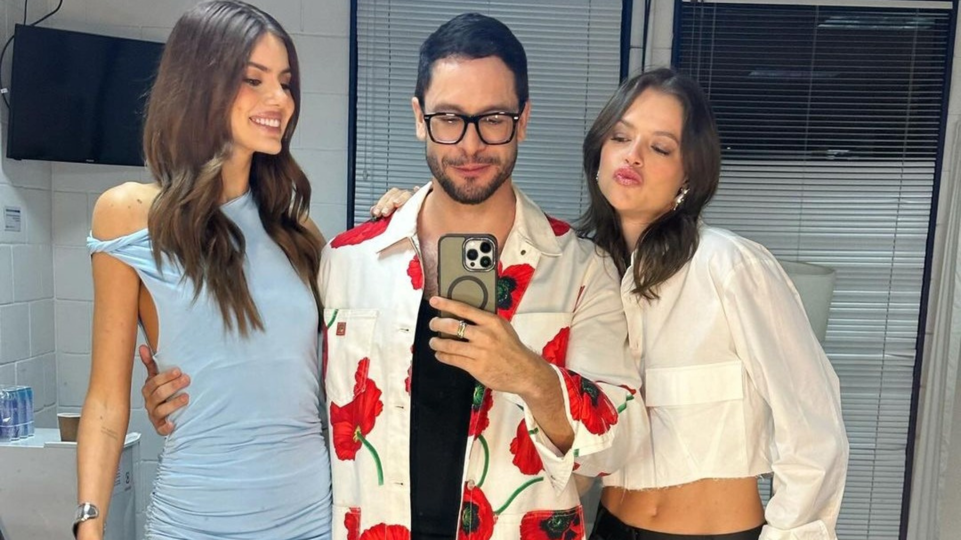 Camila Queiroz, Rainer Cadete e Agatha Moreira (Foto: @camilaqueiroz/Instagram/Reprodução)