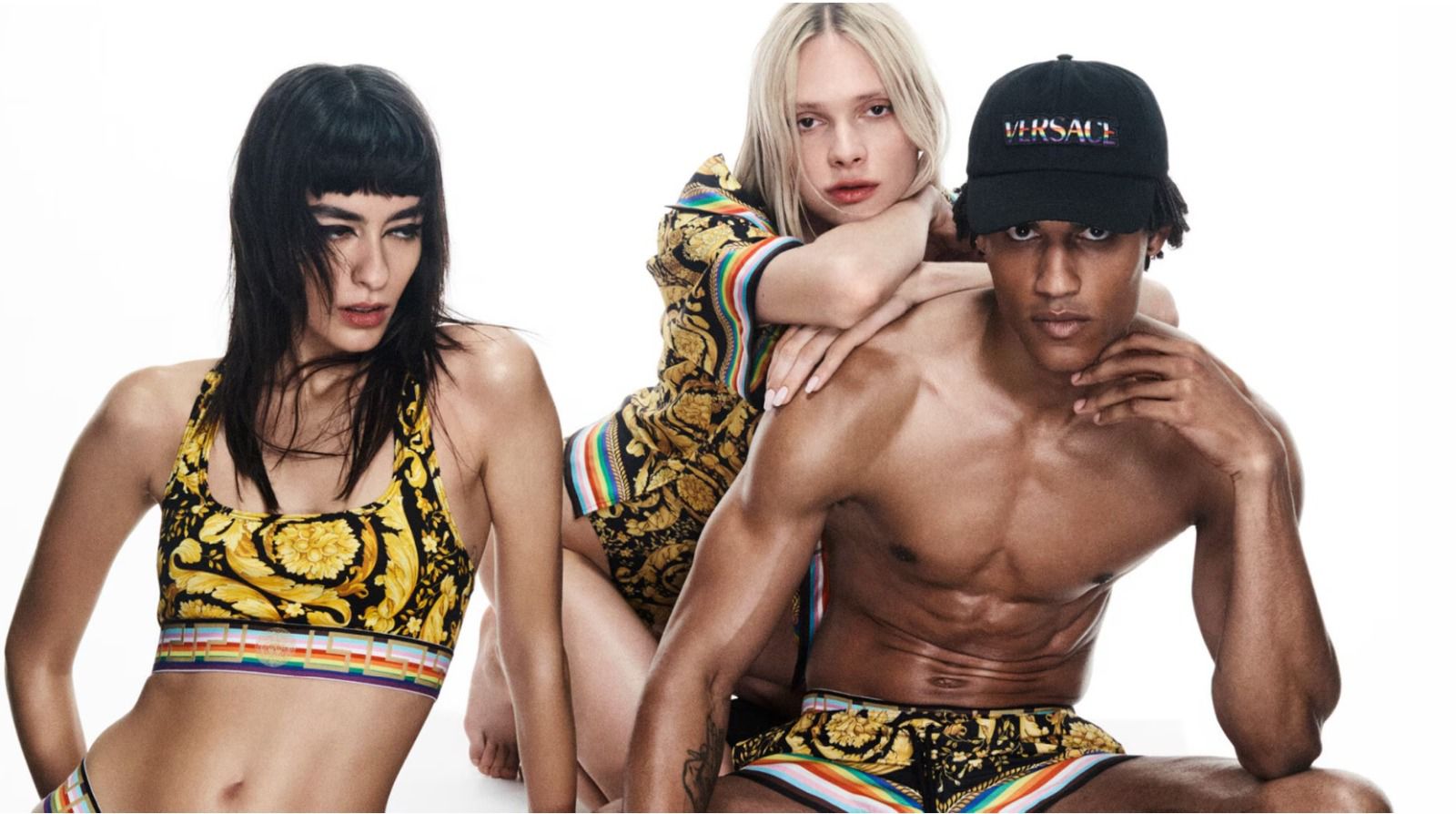 Matheus Hava na campanha da Versace (Foto: Divulgação)