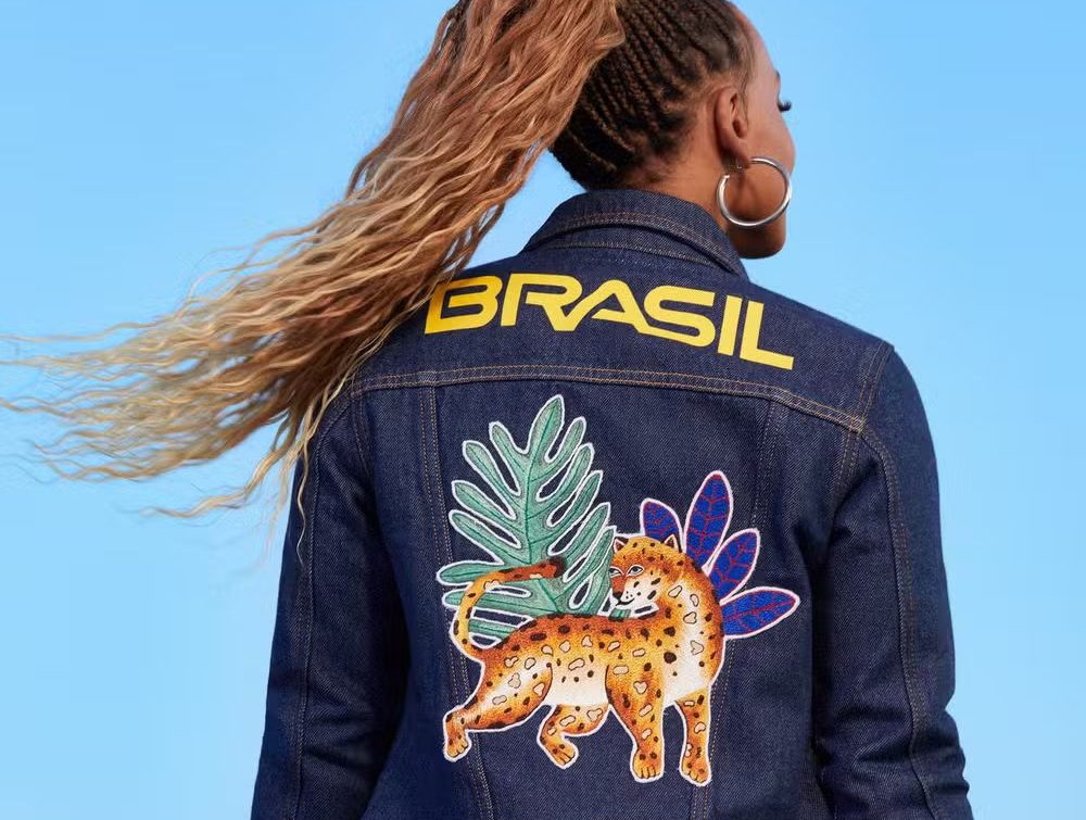 Jaqueta jeans bordada à mão do Time Brasil (Foto: Divulgação)