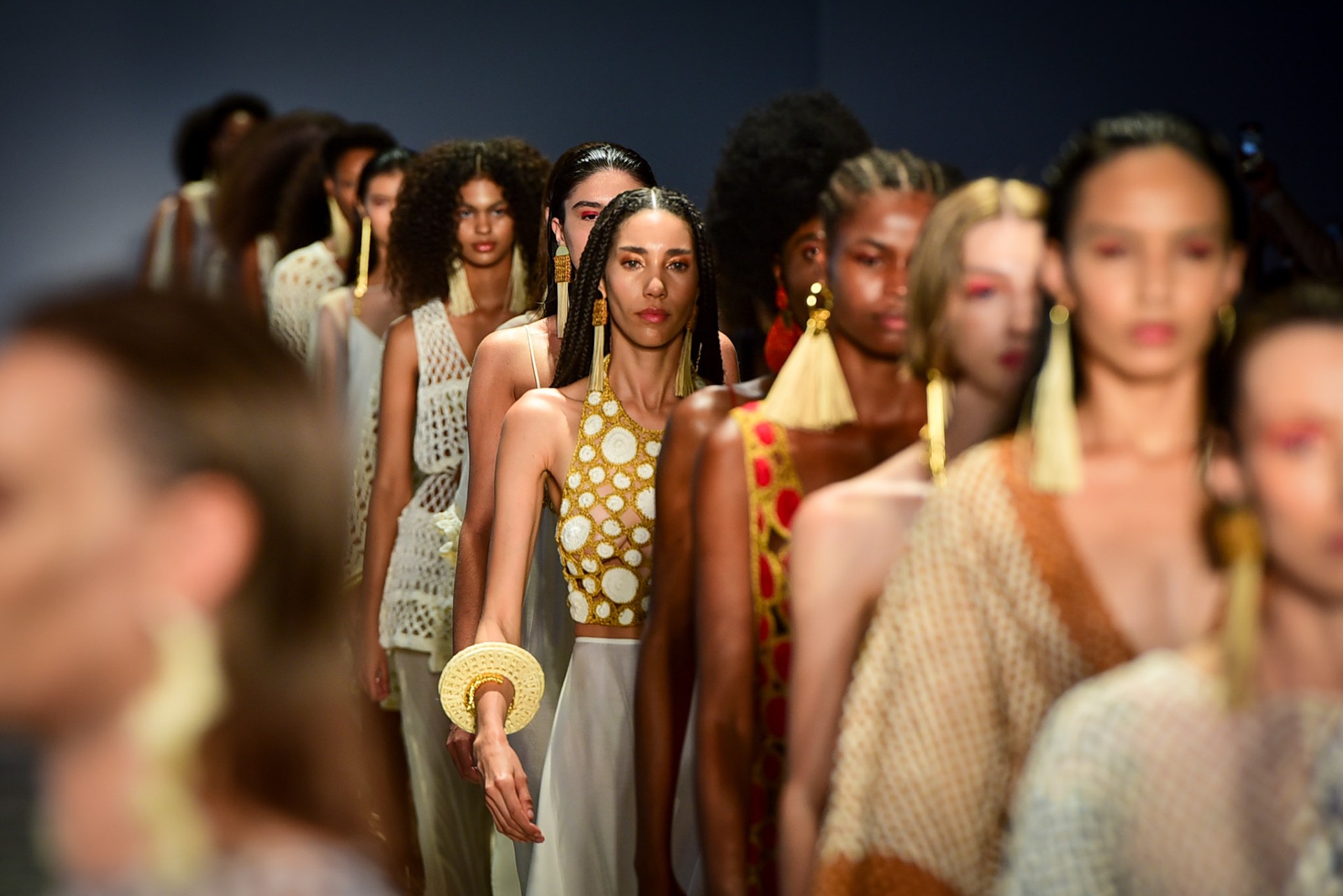 Desfile Catarina Mina (Foto: Andy Santana/Brazil News)