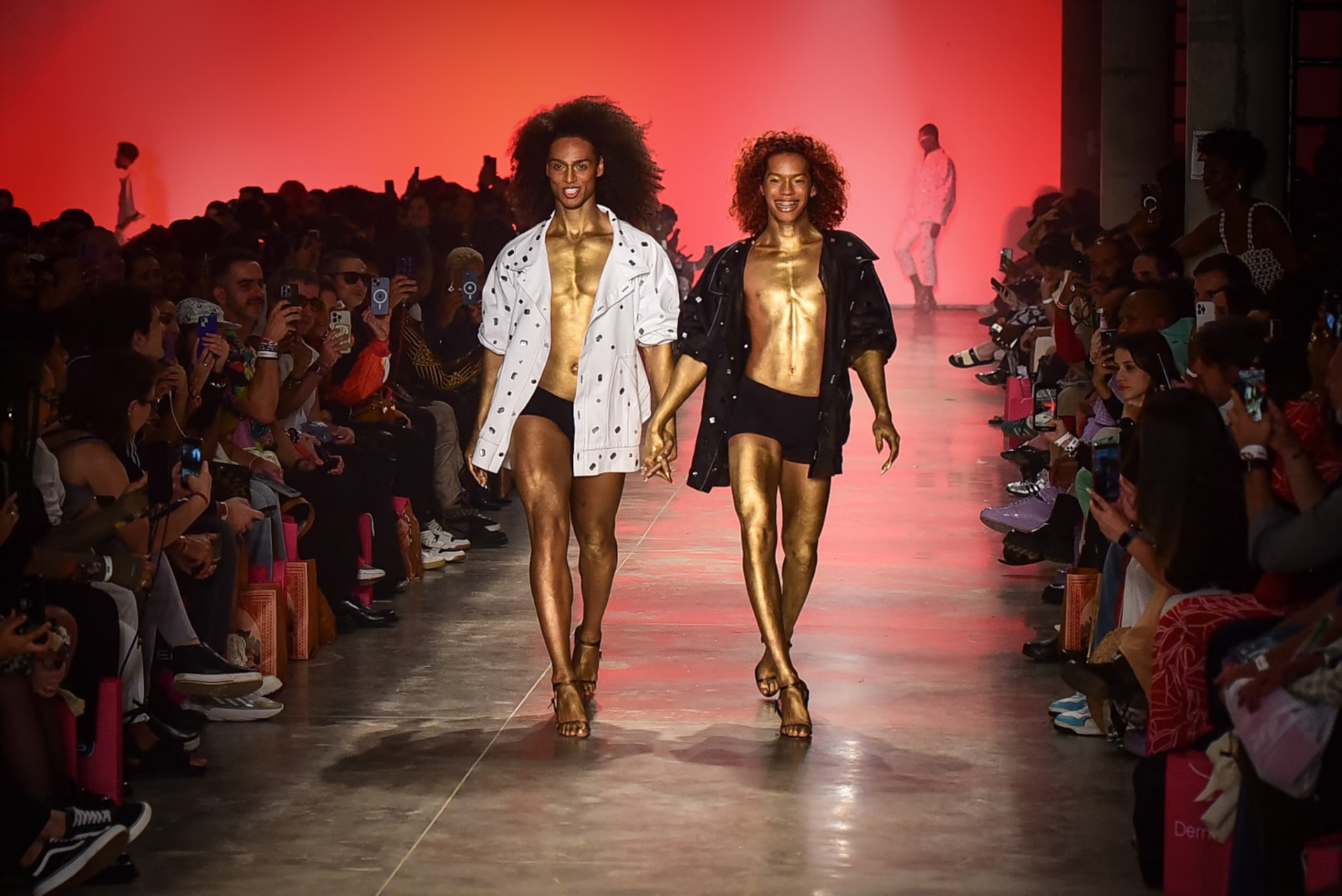 Desfile da marca Isaac Silva (Foto: Andy Santana/Brazil News)