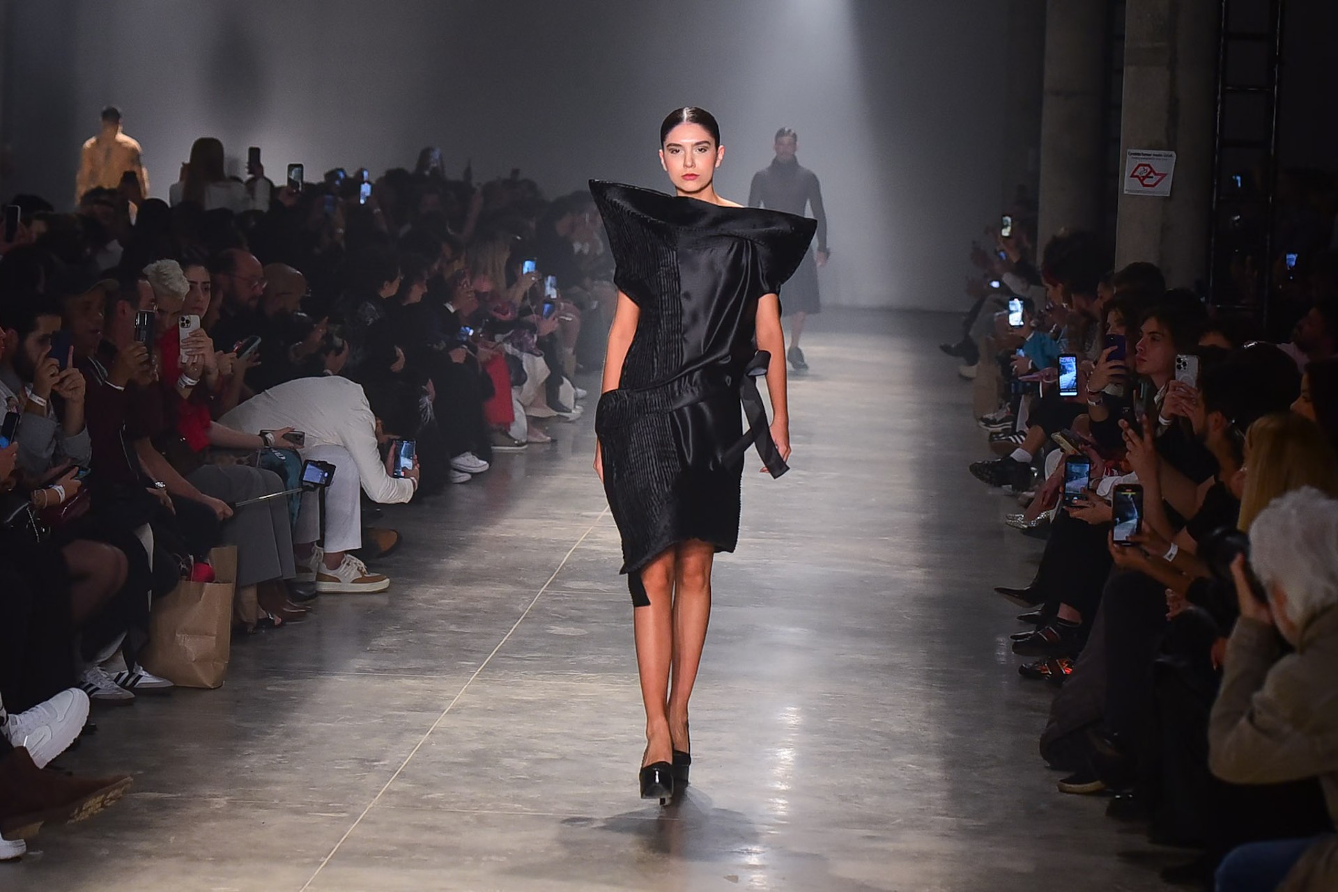 Desfile de Lino Villaventura (Foto: Andy Santana/Brazil News)